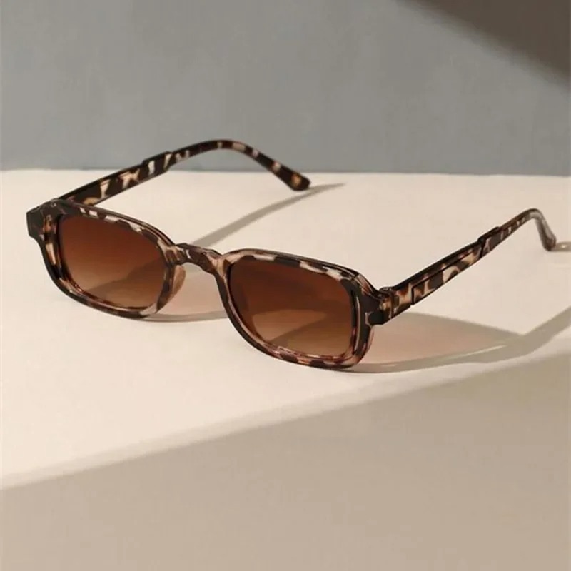 Luxurious Rectangle Sunglasses - Designer Sunglasses recension och pris
