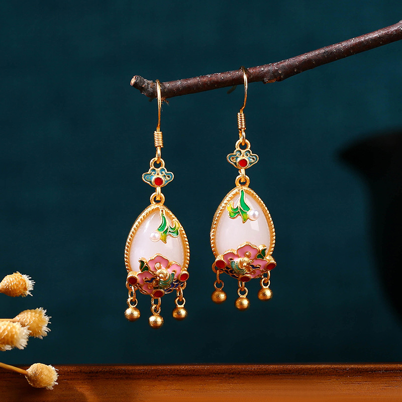 Natural Jade Flower Earrings C - Gold Plated Jewelry recension och pris
